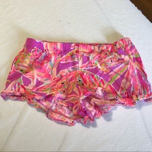 Lilly Pulitzer ruffled athletic shorts